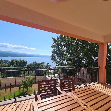 أوباتيا Family Apartment Nekic المظهر الخارجي الصورة