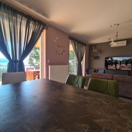 أوباتيا Family Apartment Nekic المظهر الخارجي الصورة
